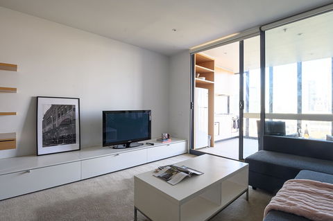 Phoenix - Darwin Holiday 3