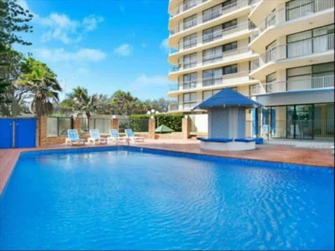 Absolute Beachfront With Views 2BR Apt - Darwin Holiday 2