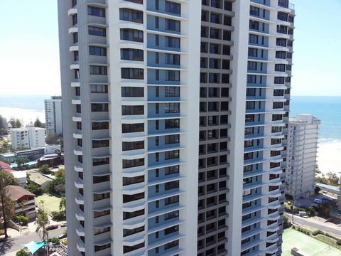 Beautiful Fresh Large 2BR 2Bath Apt - Darwin Holiday 0