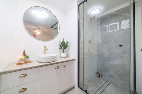 Beautiful Fresh Large 2BR 2Bath Apt - Darwin Holiday 2