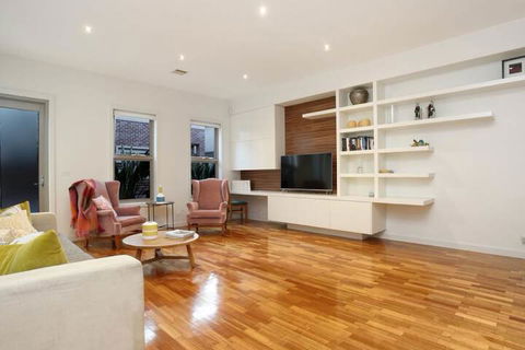 Kew Luxurious Townhouse - Darwin Holiday 6