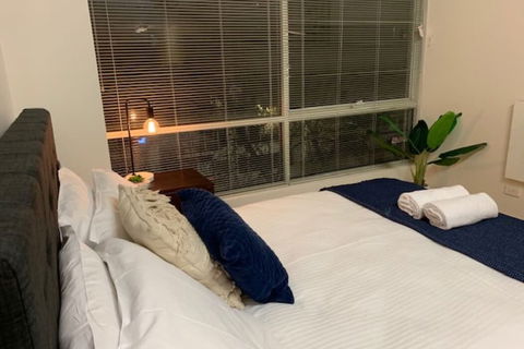 BHB CBD Dream Wine Netflix Wifi Views - Darwin Holiday 5