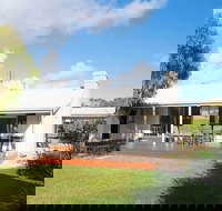 Gifford Getaway - Darwin Holiday