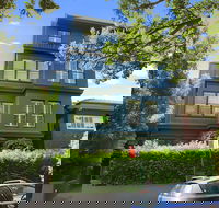 I Can View Woolloomooloo - Darwin Holiday