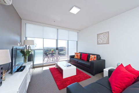 Astra Apartments Miller Street - Darwin Holiday 2