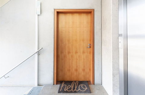Bellevue Hill Designer - Darwin Holiday 0