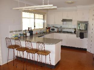 Waterfall Way Accommodation - Darwin Holiday 0