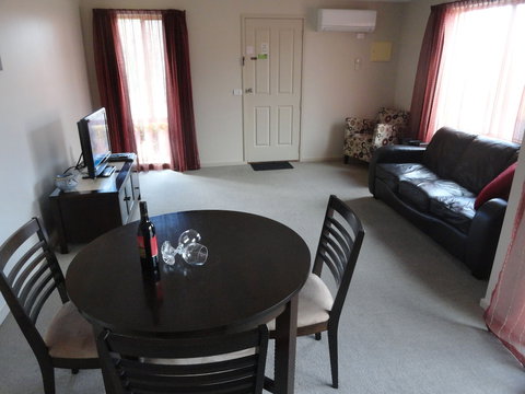 Victoria Lodge Motor Inn And Apartments - Darwin Holiday 5