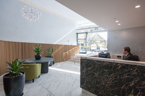 Modern 2 Bedroom Potts Point Apartment - Darwin Holiday 0