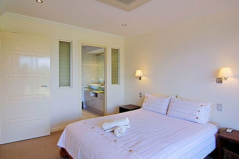 A Perfect Stay - 3 James Cook Apartments - Darwin Holiday 2
