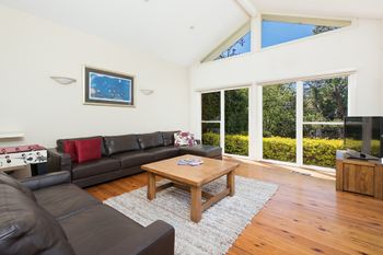 SYDNEY FAMILY HOME WITH POOL H344 - Darwin Holiday 6