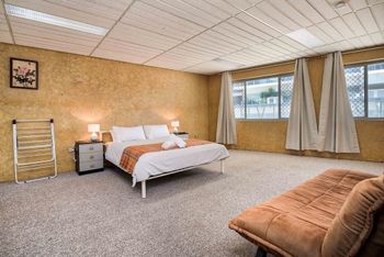 Conveniently Located Studio In Surfers Paradise - Darwin Holiday 4