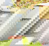 Break Point - Darwin Holiday