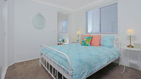 THE WHITE HOUSE - Darwin Holiday 2