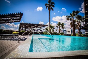 Modern Apartment With Pool & Spa - Darwin Holiday 0