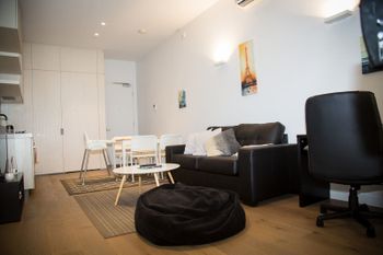 Modern Apartment With Pool & Spa - Darwin Holiday 5