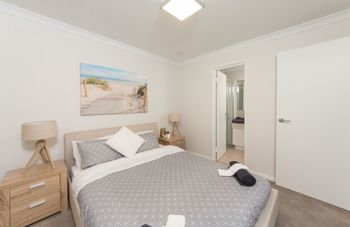 Lakeview Apartment Suite 16 - Darwin Holiday 5