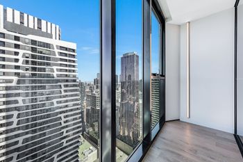 Light Tower Apartment - Darwin Holiday 2