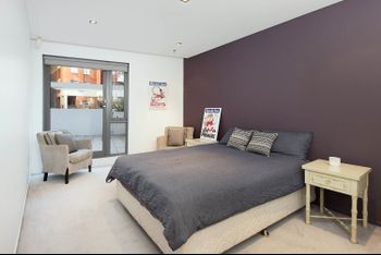 Elegant Elizabeth Bay H374 - Darwin Holiday 3