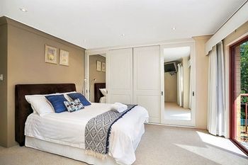 The Apartment Service BMN01 - Darwin Holiday 0