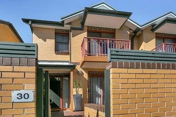 The Apartment Service BMN01 - Darwin Holiday 6