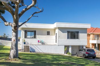 Toms Beach House - Darwin Holiday 0