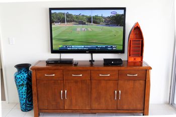 Waters Edge - Darwin Holiday 1