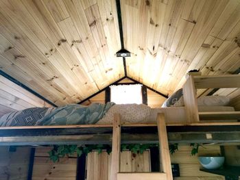 Glenaroua VIC Darwin Holiday