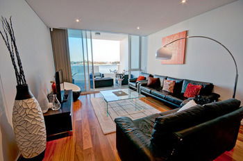 Mandurah Private Collection - Darwin Holiday 4