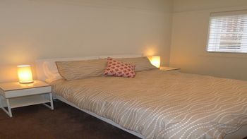 The Apartment Service LB001 - Darwin Holiday 0