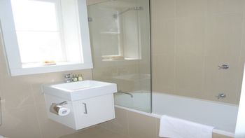 The Apartment Service LB001 - Darwin Holiday 2