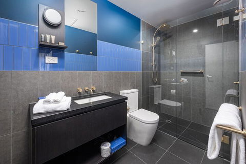 Oros Plus Hotel - Darwin Holiday 7