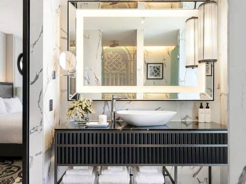 Sofitel Adelaide - Darwin Holiday 6