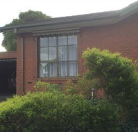 Australian Home Away Doncaster Elgar 2 - Darwin Holiday