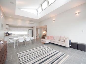 Boat Harbour Holiday 10 Noamunga Street - Darwin Holiday 0