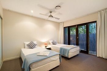 Bali Hut On Water - Darwin Holiday 5