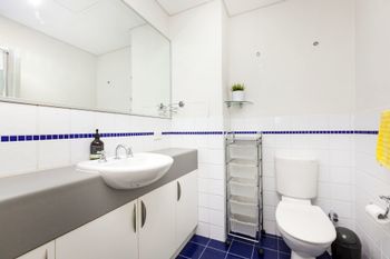 Stylish Inner City Apartment - Darwin Holiday 2
