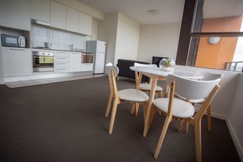 Watt Street 1 BR Apartment W Ocean Views - Darwin Holiday 6