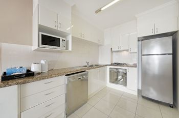 Wyndel Brown Street One Bedroom - Darwin Holiday 3