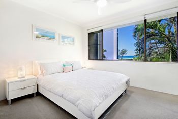 Beachside Escape In Stunning Surfers Paradise - Darwin Holiday 3