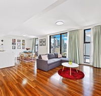 Deluxe Sydney Central Penthouse with Pool  Gym - Darwin Holiday