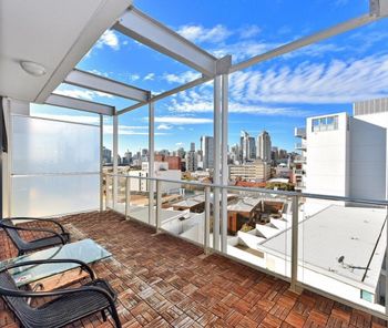 Deluxe Sydney Central Penthouse With Pool & Gym - Darwin Holiday 1
