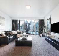 Heart of Theatre District Pool  Gym - Darwin Holiday