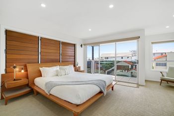 Surf Side Apartments - Darwin Holiday 2