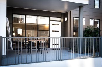 Wickham Newcastle Modern 1 Bed Apartment - Darwin Holiday 6