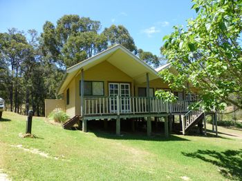 Nannup Valley Chalets - Darwin Holiday 3