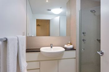 The Apartment Service AX705 - Darwin Holiday 5
