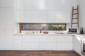 Architects Urban Retreat In Malvern - Darwin Holiday 4