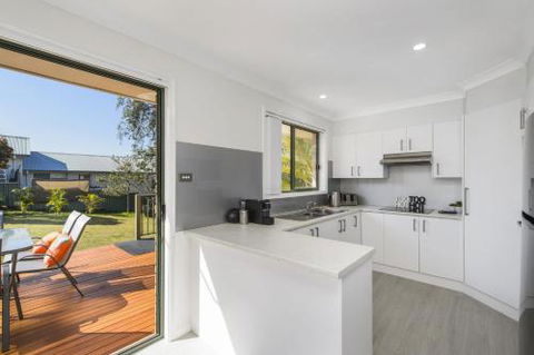 Right At Home In Bonny Hills - Darwin Holiday 1