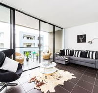 Executive Two Bed Penthouse Studio in the City - Darwin Holiday